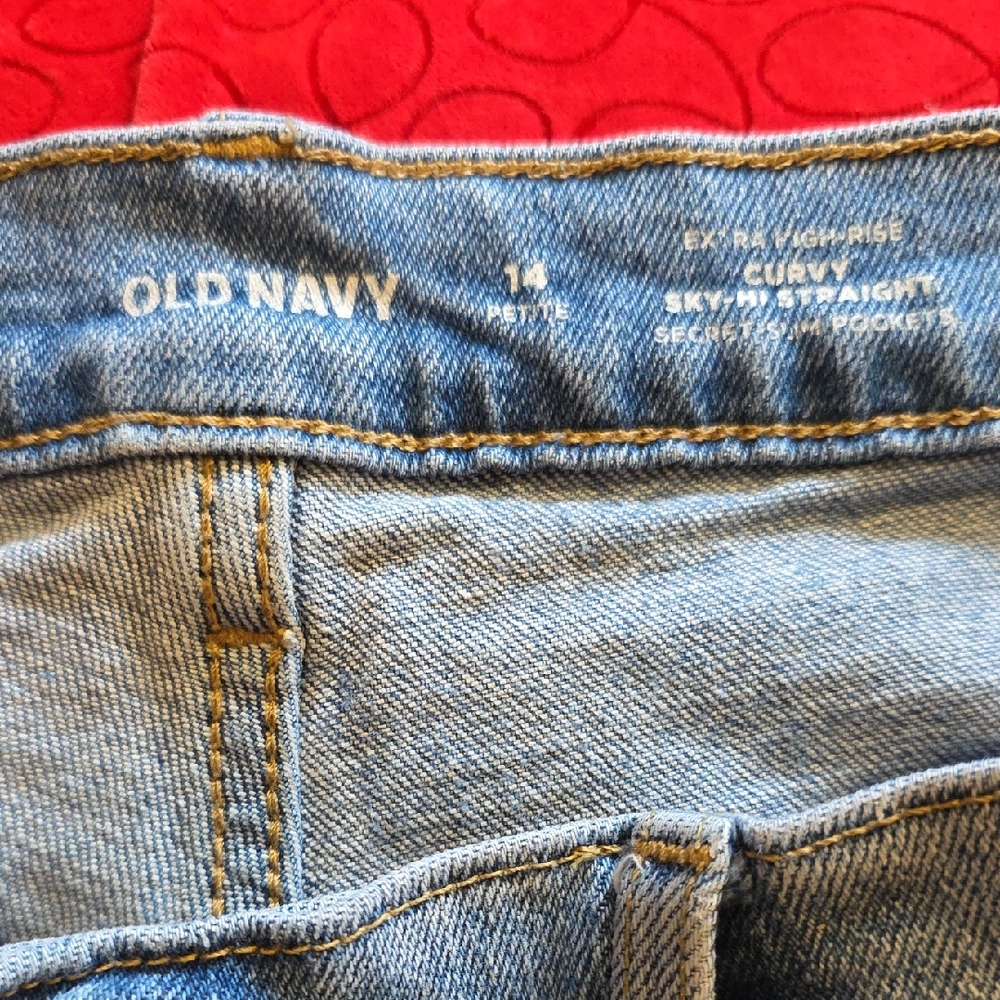 Old Navy Women's Jeans - Picture 2 of 5